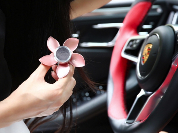 Car Vent Phone Stand With Fun Magnetic Mount Scent Fun
